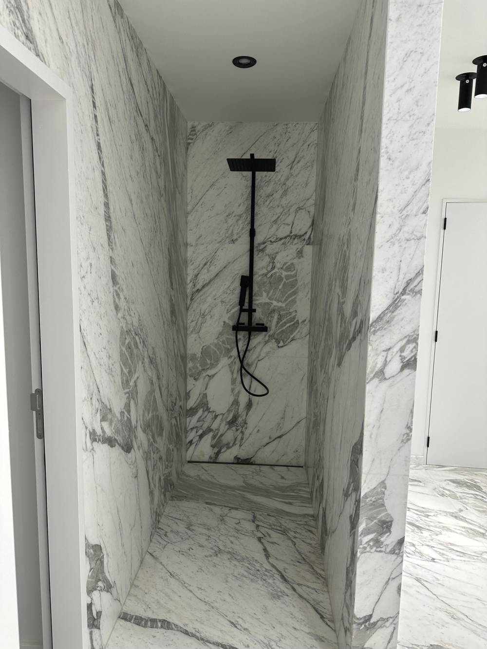 Salle de bain - Votre marbrerie à Seneffe (9)